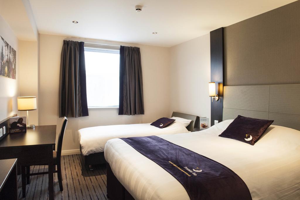 Premier Inn Falkirk - Larbert Exteriér fotografie