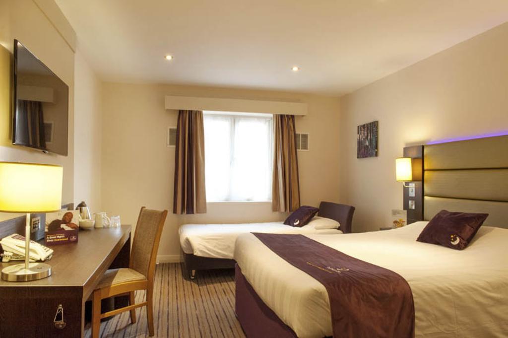 Premier Inn Falkirk - Larbert Exteriér fotografie