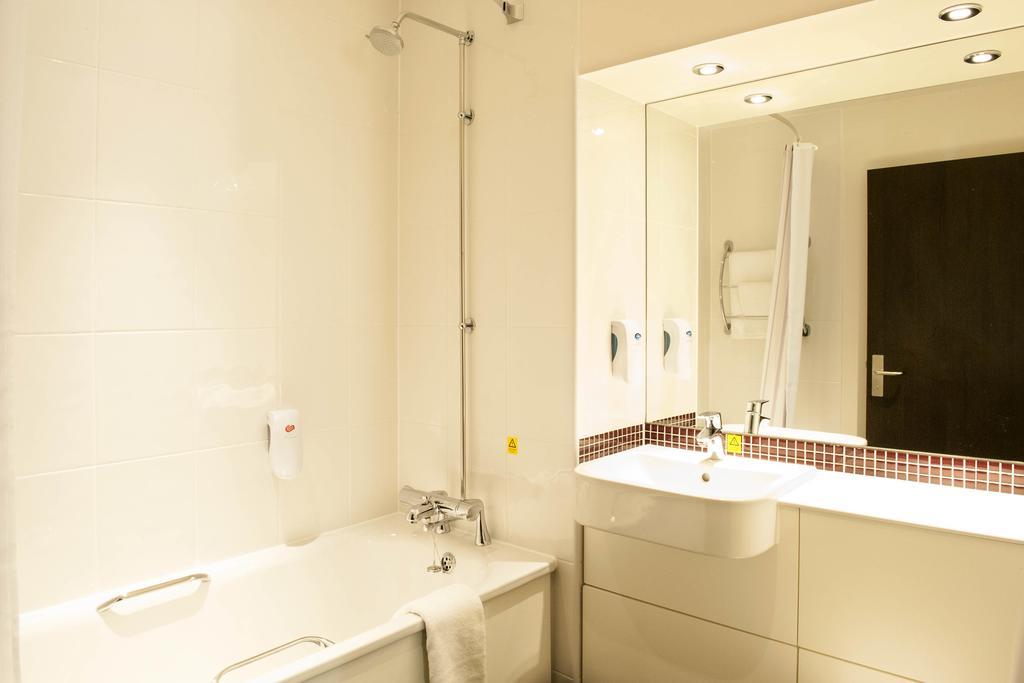 Premier Inn Falkirk - Larbert Exteriér fotografie