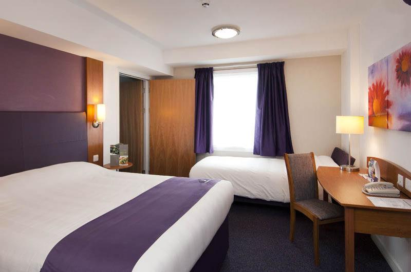 Premier Inn Falkirk - Larbert Exteriér fotografie